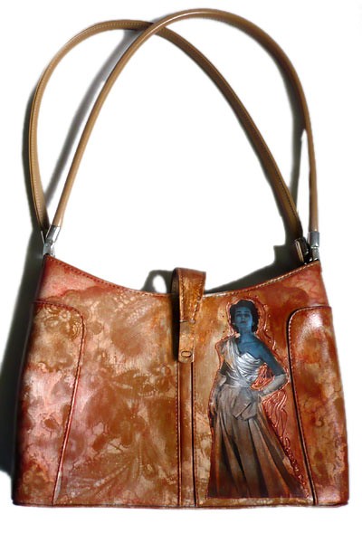 KOBIETA WOLNA Recycling art