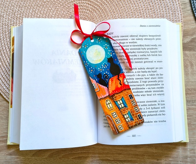 zakładki do książek Artystyczna zakładka z drewna - koty