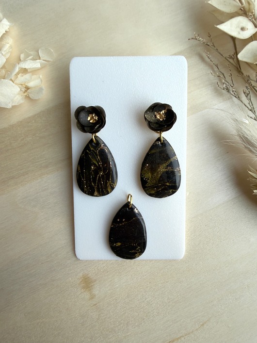 komplet biżuterii Komplet Krople kolczyki + zawieszka