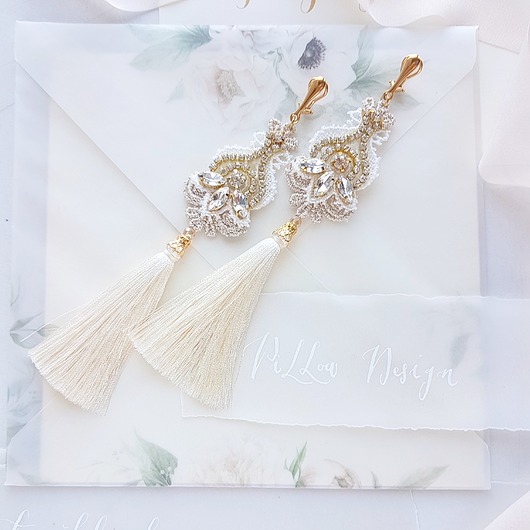 Biżuteria ślubna Amelia Tassel Line  - klipsy ślubne z chwostem