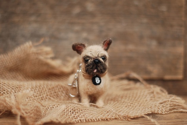 Buldog brelok- zamówienie indywidualne BoboLobo Handicraft