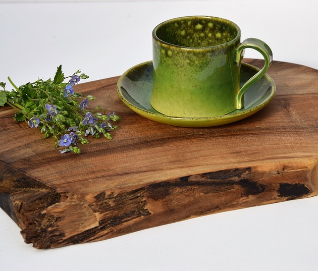 Ręcznie lepiona filiżanka ceramiczna ze spodkiem Ceramika Tyka