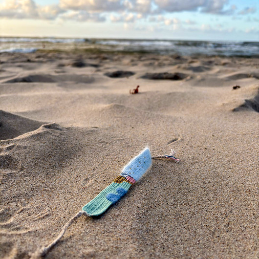 bransoletki na sznurku Surferska bransoletka z nici 