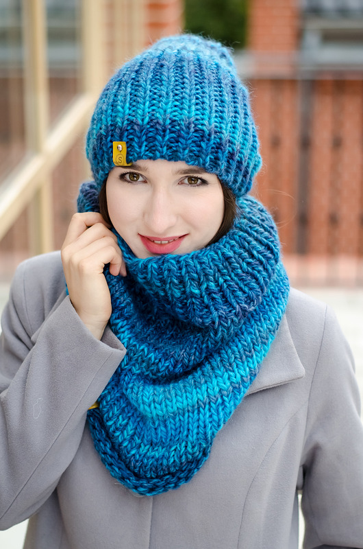 czapki damskie MAXCOLOR Niebieski komplet zimowa czapka i komin