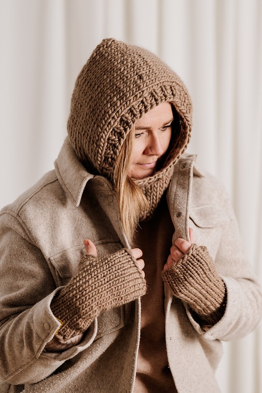 czapki damskie Wełniany kaptur PERUVIAN WOOLY balaclava toffi