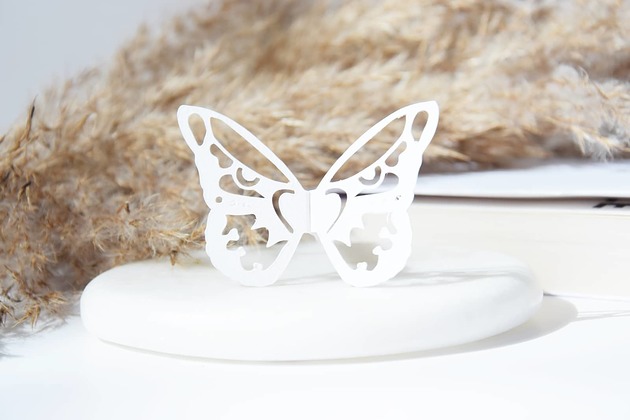 zakładki do książek Zakładka do książki "On Paper" Motyl Ażurowy