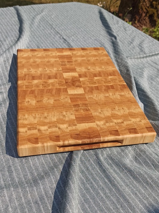 deski do krojenia i tace Duża, dębowa deska do krojenia "End Grain". 46x30,5 cm. Deska do serwowania.