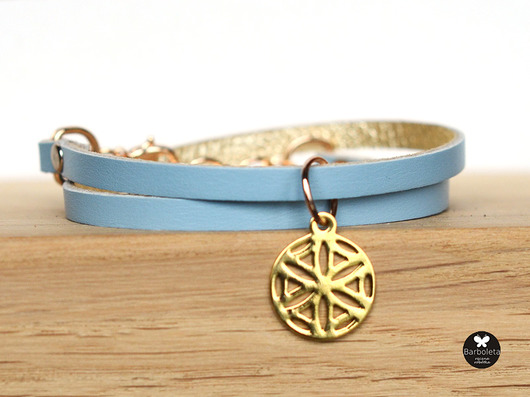 flo blue mandala gold barboleta
