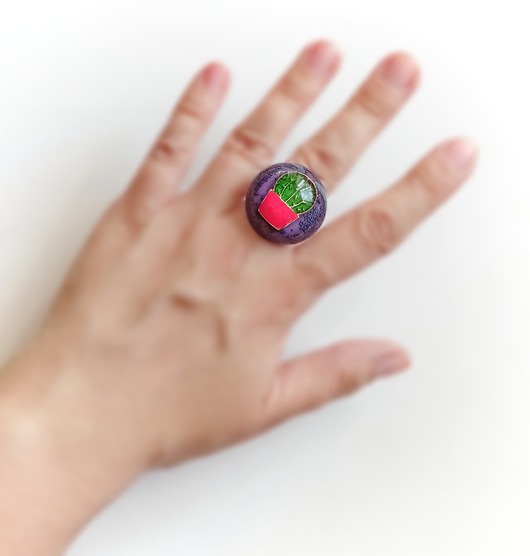 pierścionek z żywicy UNIKATOWY pierścień z żywicy : KAKTUS : fiolet, róż, zieleń
