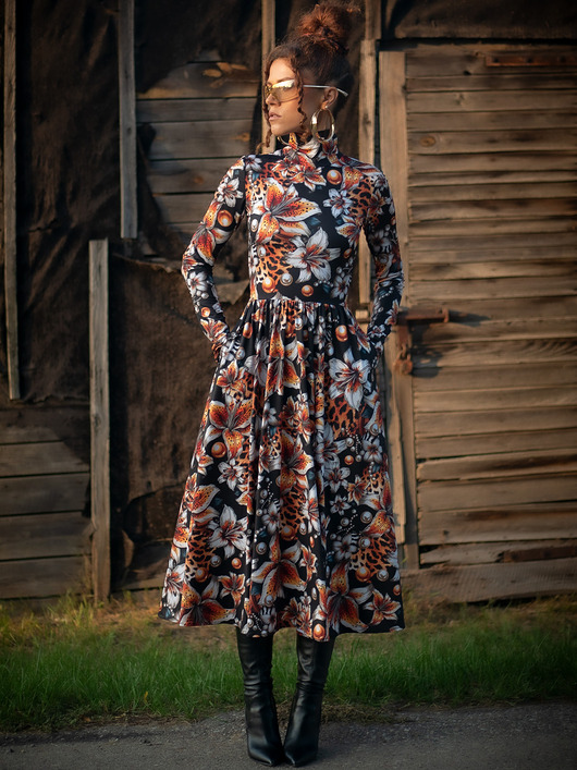 sukienki maxi damskie Rozkloszowana sukienka z golfem - Anna