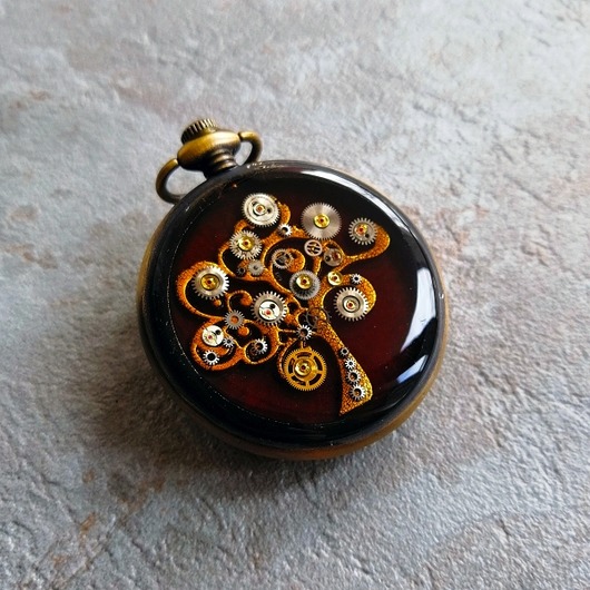 Secret Tree - Dwustronny wisior Steampunk DROBINY CZASU