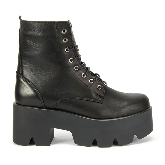 buty różne ALTERCORE Janet Black botki na platformie