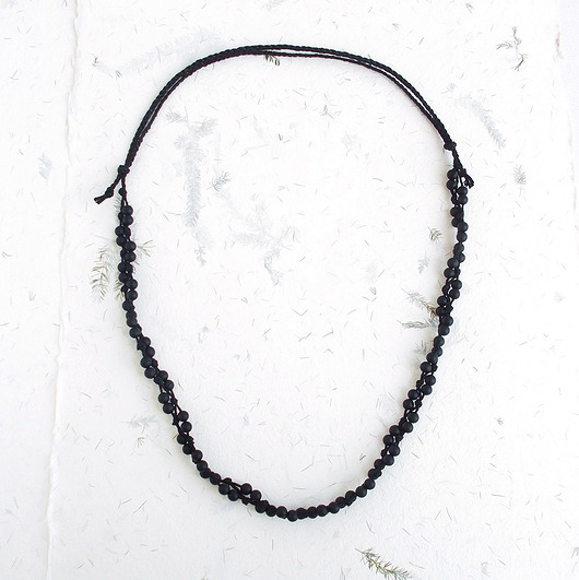 naszyjniki - inne Satynowa czerń Naszyjnik bez metalu