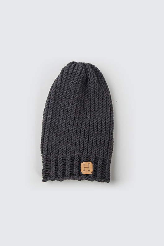 czapki damskie Czapka beanie z wełny merynosa handmade GRAFIT