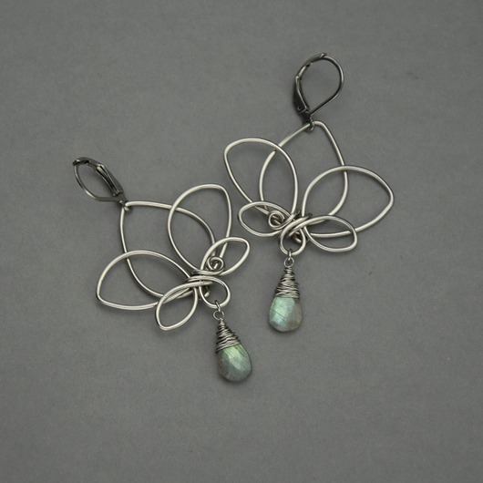 kolczyki wire wrapping Długie kolczyki kwiat lotosu labradoryt wire wrapping