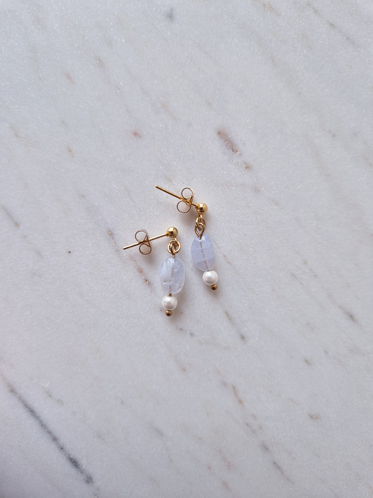 kolczyki z kamieniami Kolczyki chalcedon perły kamienie naturalne bryłka