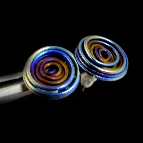 tytanowy wir - rainbow Pracownia Neores