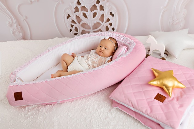 Kokon niemowlęcy duży różowy Velvet Royal Child
