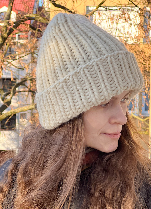 czapki damskie Zimowa czapka z wełny peruwiańskiej Lumi śmietankowa