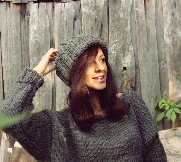 czapki damskie Szara czapka beanie  z wełną Hand Knit