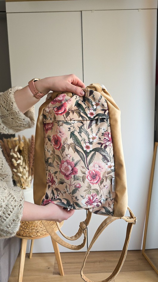 torebki różne Torebko-plecak 2w1 Brązowe Kwiaty