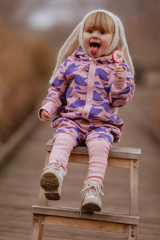 kombinezony dla niemowlaka Kombinezon Uszaty Gąski na Różu