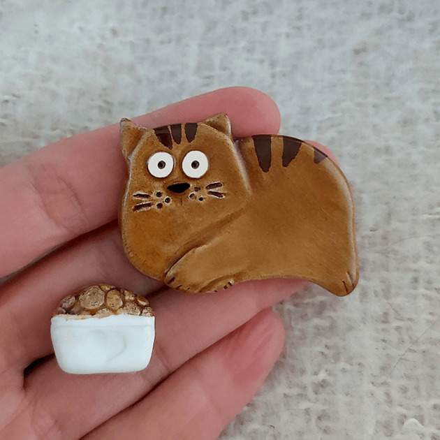broszki Broszka ceramiczna kot i miska
