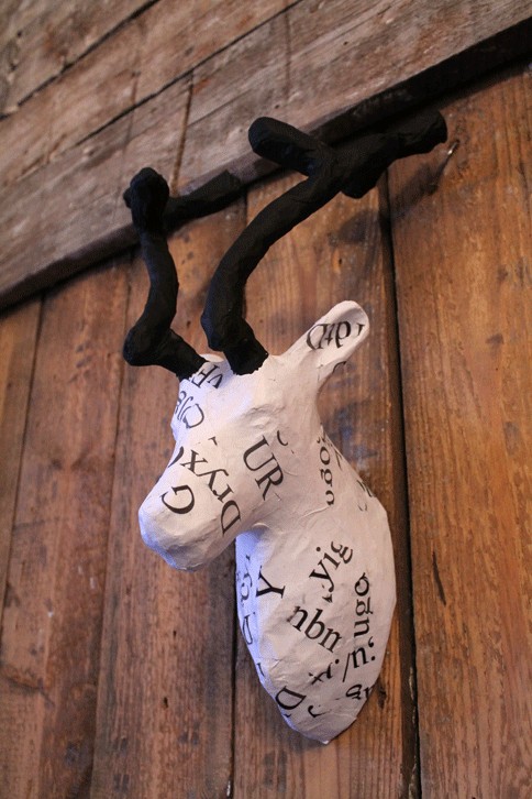 Jelonek PAPER SCULPTURE