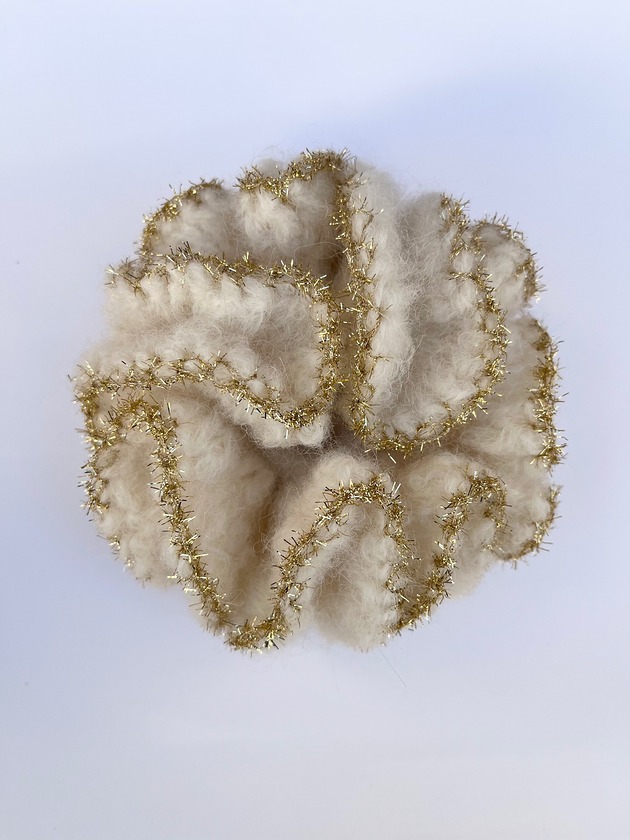 Ślubne ozdoby do włosów FIORKA kira scrunchie