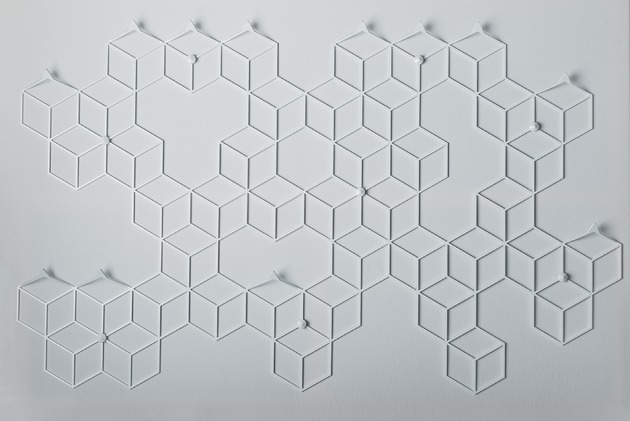 Wieszak ścienny STIGA XL biały Polyhedra