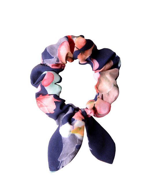 Satynowa gumka Flower Beauty WHITE RVBBIT