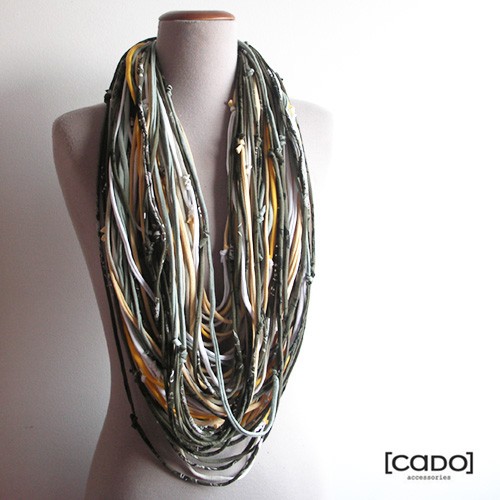 Dzianinowy naszyjnik Zamotka Trashion KHAKI CADOaccessories