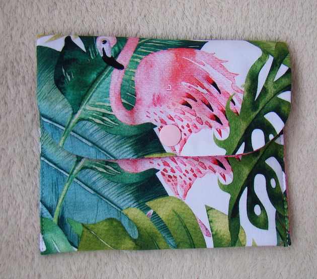  Intymne etui - flamingi, liscie monstery Helena Kamińska