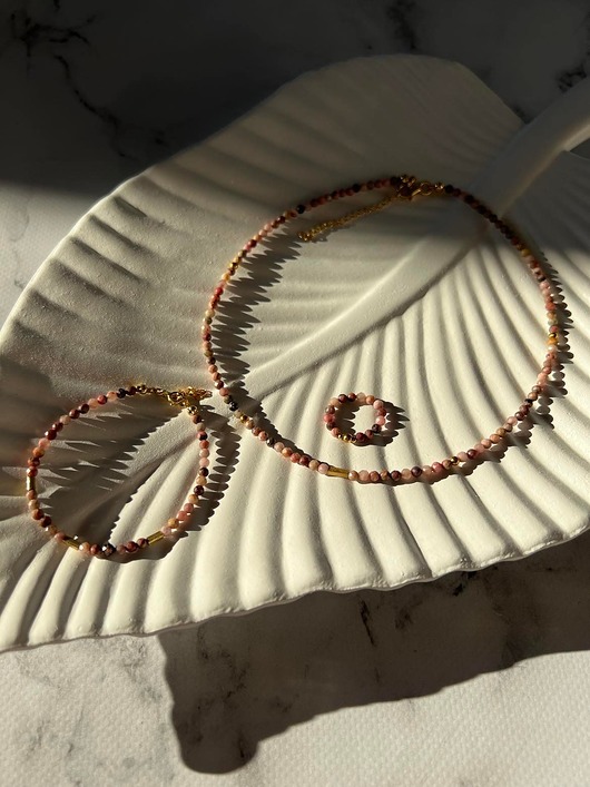 komplet biżuterii Różowy komplet biżuterii z kamieni naturalnych Rodonit