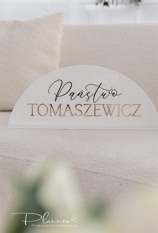 dodatki ślubne Tabliczka z nazwiskiem na stół Pary Młodej Państwo