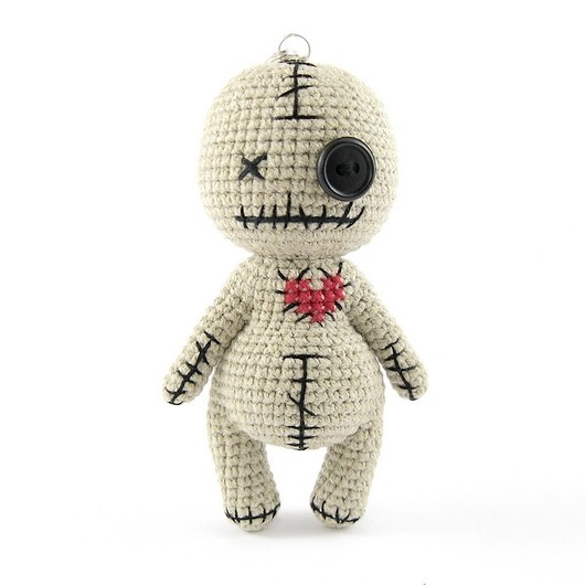 Beżowa laleczka Voodoo Aszkowo