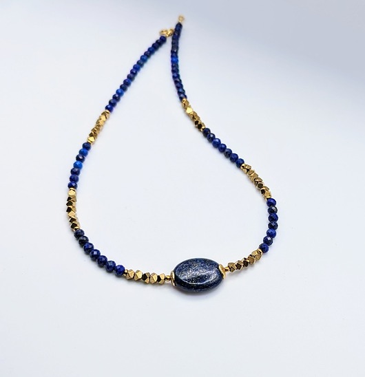 złote naszyjniki Naszyjnik z lapis lazuli złocony