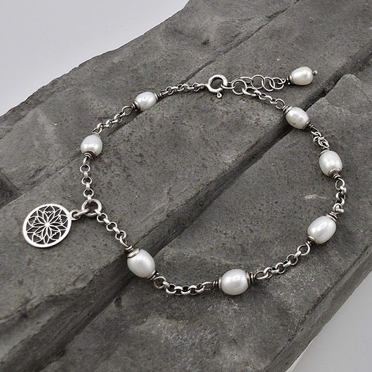 bransoletki z kamieni naturalnych Bransoletka perły z rozetą I