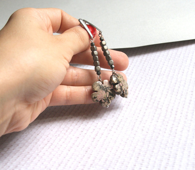 kolczyki - inne UNIKATOWE kolczyki : rodonit : kwiatki