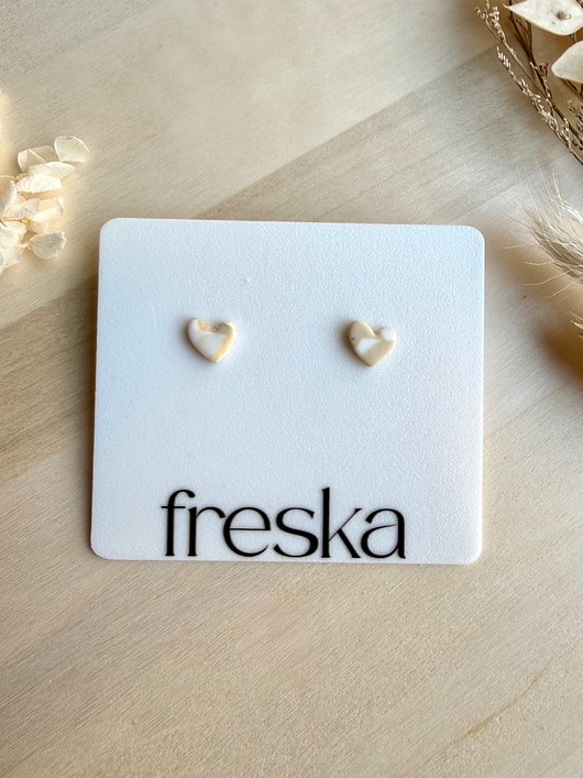 kolczyki z masy plastycznej Kolczyki Serduszka matowe - piaskowe