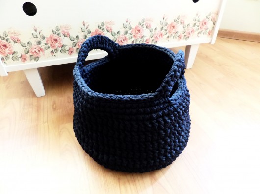 Koszyk,koszyczek robiony na szydełku 35/25 cm Shydelko