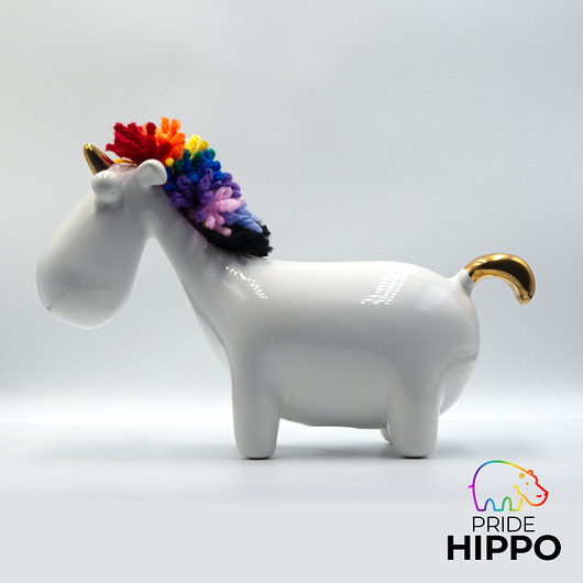 figurki i rzeźby Jednorożec tęczowy pride ceramiczny biały