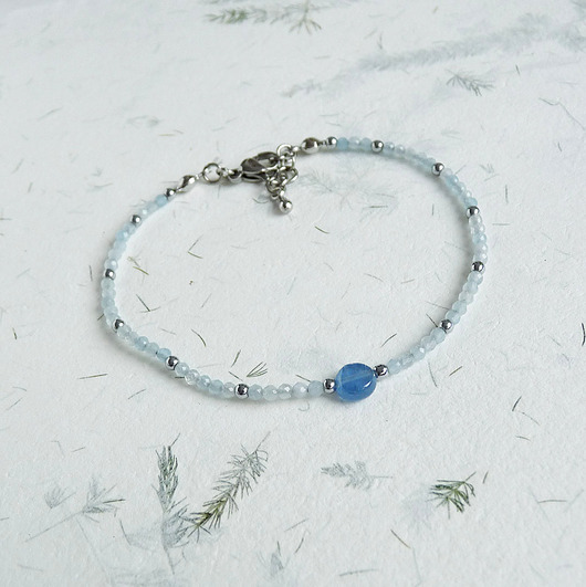 bransoletki z kamieni naturalnych Kianit delikatna bransoletka