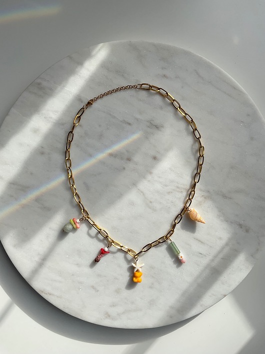 kolie Naszyjnik z charmsami