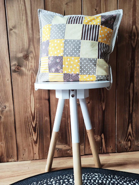 poduszki z grafiką Poszewka patchwork