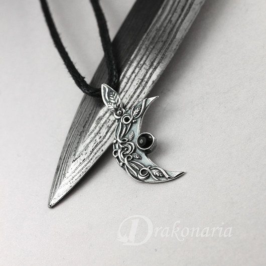 wisiory Ithilien mini - księżyc w czerni