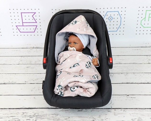kocyki, kołderki, pościel dla dzieci Bawełniany Kocyk do fotelika Newborn - Pingwinki Róż
