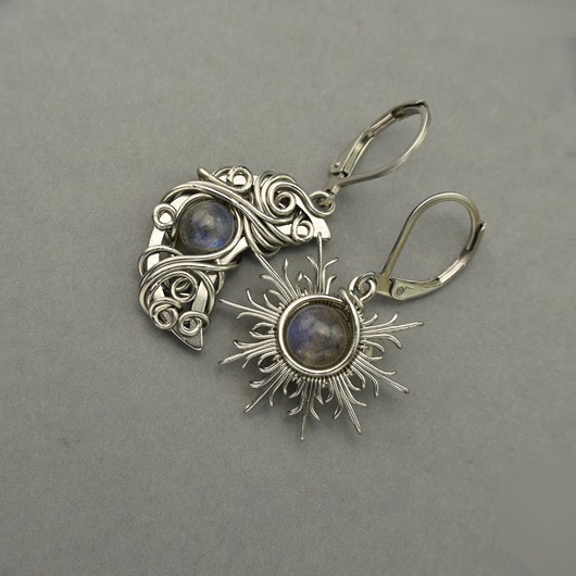 kolczyki wire wrapping Asymetryczne kolczyki księżyc i słońce labradoryt wire wrapping