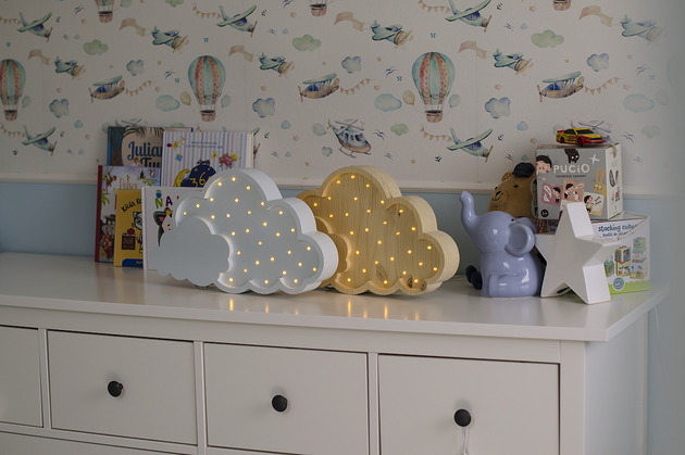 lampy do pokoju dziecka Drewniana lampka LED Chmurka błękit