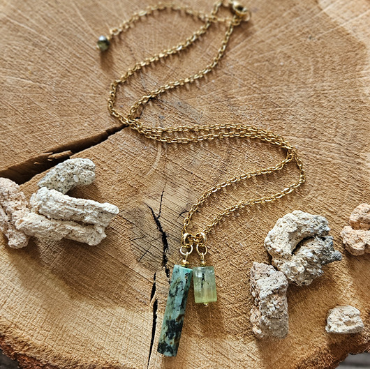 naszyjniki - inne Naszyjnik z turkusem afrykańskim i frenitem